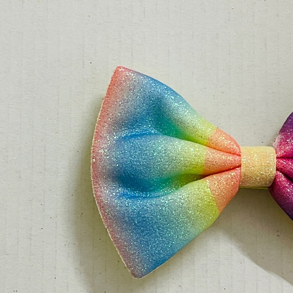Bow hair clip - Picture 3 of 4